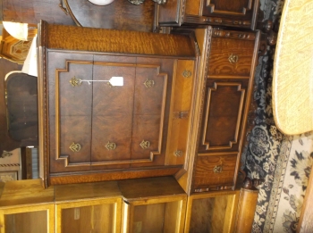 Hi Deco Gentleman's Chest 